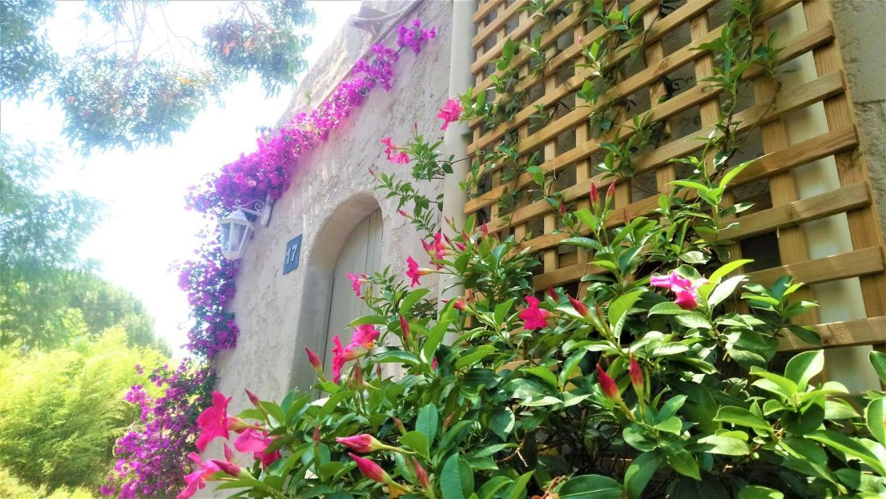 Hotel Les Jardins De Bormes, Sauna & Jacuzzi ภายนอก รูปภาพ