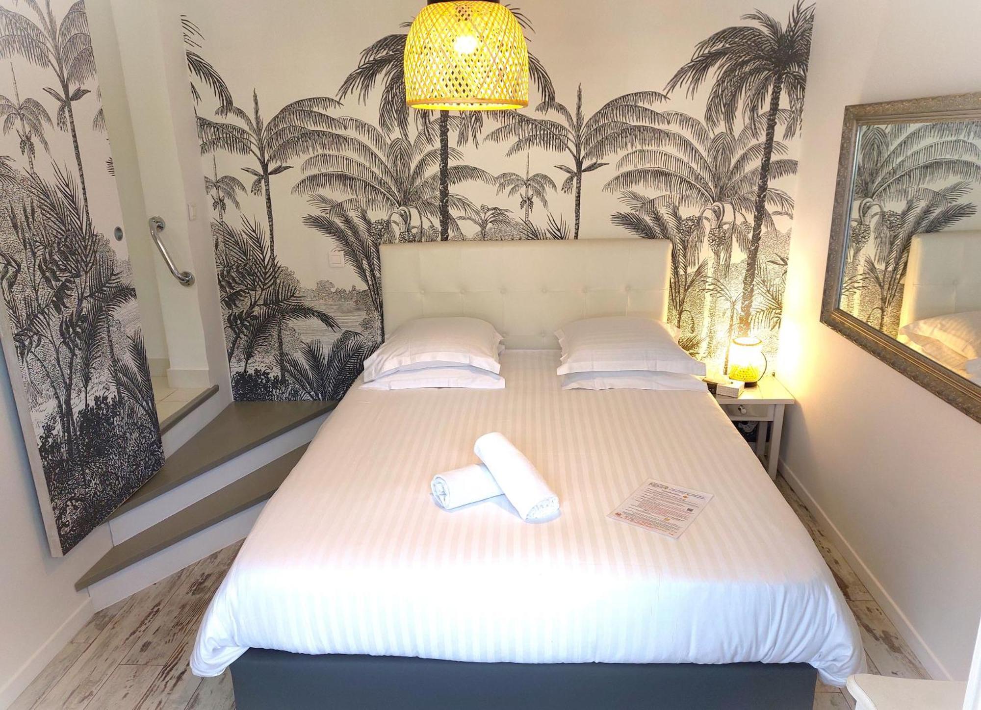 Hotel Les Jardins De Bormes, Sauna & Jacuzzi ห้อง รูปภาพ
